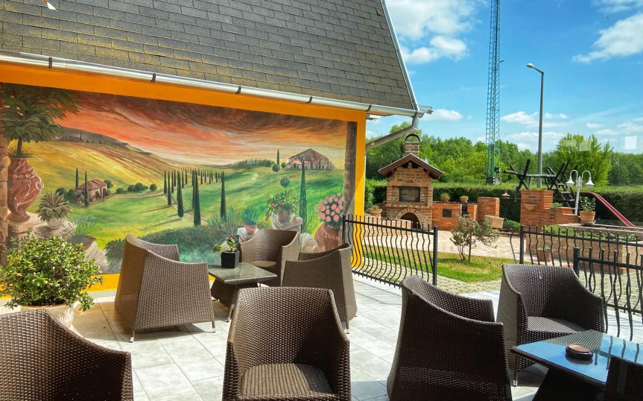 Hotel Zeta Ленти Экстерьер фото